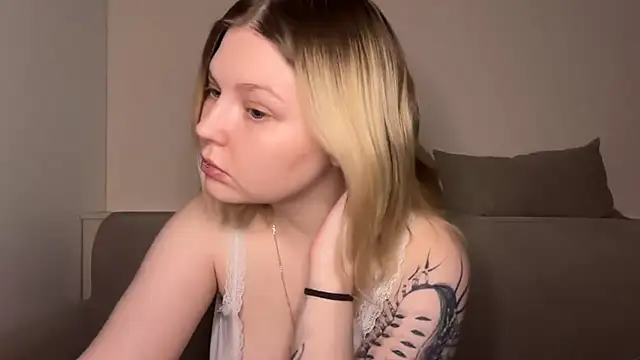 Snapshot of Ophelia_Ritz chatting on 03/28/26, 09:14 Ophelia Ritz online show from 03/28/26, 09:14