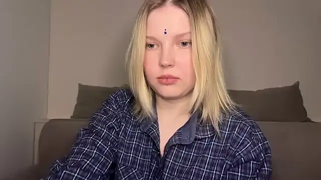 Snapshot of Ophelia_Ritz chatting on 04/10/26, 09:41 Ophelia Ritz online show from 04/10/26, 09:41