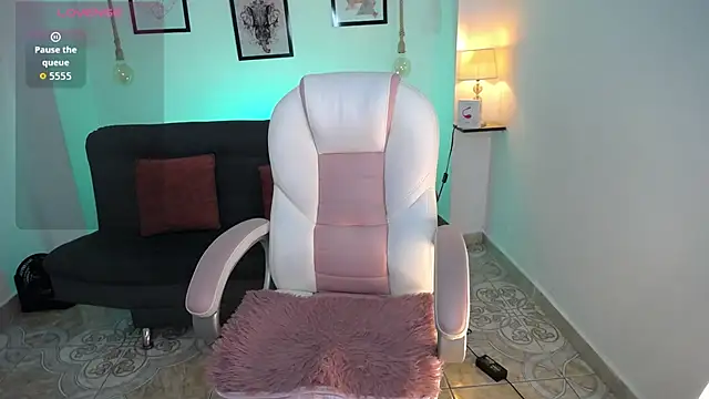 Snapshot of adhara_11 chatting on 01/31/26, 10:30 adhara 11 online show from 01/31/26, 10:30