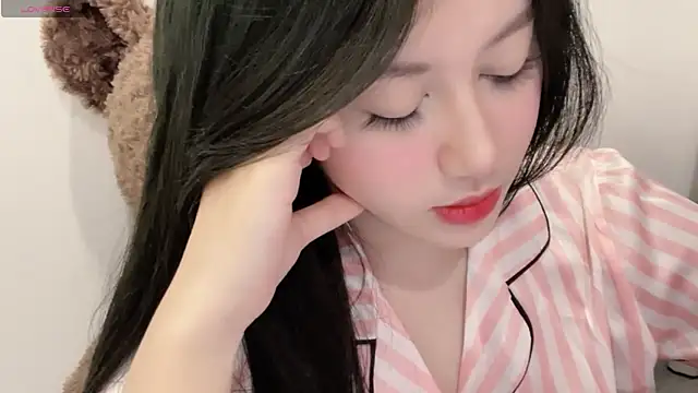 Snapshot of BaekKun chatting on 04/08/26, 07:52 BaekKun online show from 04/08/26, 07:52