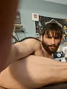 Snapshot of TrndSettr chatting on 02/02/26, 11:47 TrndSettr online show from 02/02/26, 11:47