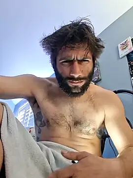 Snapshot of TrndSettr chatting on 02/15/26, 06:04 TrndSettr online show from 02/15/26, 06:04