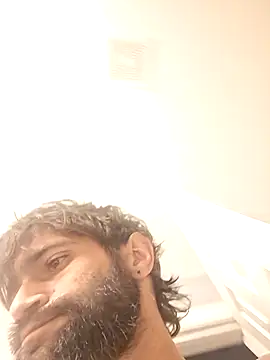 Snapshot of TrndSettr chatting on 02/26/26, 01:15 TrndSettr online show from 02/26/26, 01:15