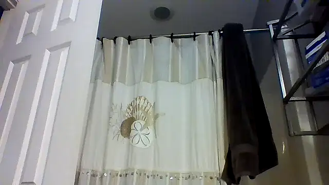 Snapshot of TrndSettr chatting on 03/14/26, 08:25 TrndSettr online show from 03/14/26, 08:25