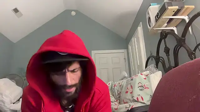 Snapshot of TrndSettr chatting on 03/17/26, 03:44 TrndSettr online show from 03/17/26, 03:44