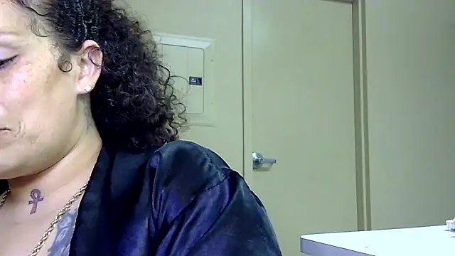 Snapshot of harleycakess chatting on 04/14/26, 10:54 harleycakess online show from 04/14/26, 10:54