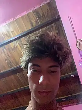 Snapshot of Adan21_cm chatting on 02/06/26, 06:40 Adan21 cm online show from 02/06/26, 06:40