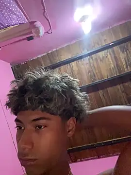 Snapshot of Adan21_cm chatting on 02/09/26, 05:44 Adan21 cm online show from 02/09/26, 05:44