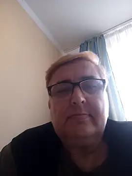 Snapshot of SusanStar874 chatting on 03/03/26, 03:18 SusanStar874 online show from 03/03/26, 03:18