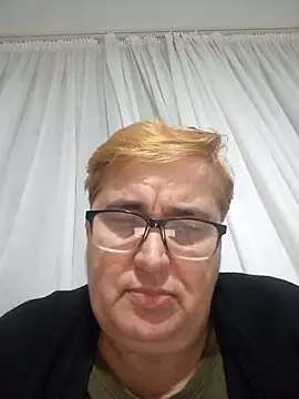 Snapshot of SusanStar874 chatting on 03/05/26, 05:09 SusanStar874 online show from 03/05/26, 05:09