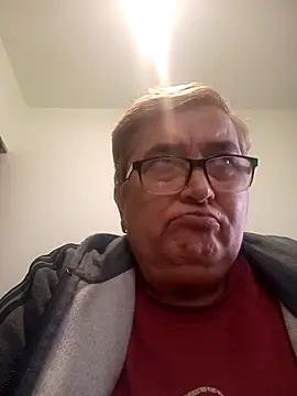 Snapshot of SusanStar874 chatting on 03/19/26, 02:54 SusanStar874 online show from 03/19/26, 02:54