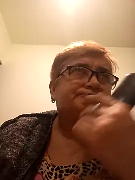 Snapshot of SusanStar874 chatting on 03/29/26, 05:13 SusanStar874 online show from 03/29/26, 05:13