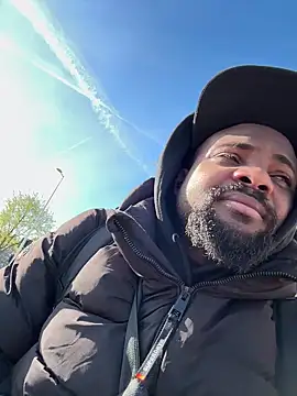 Snapshot of BigCatXLOfficial chatting on 04/06/26, 07:42 BigCatXLOfficial online show from 04/06/26, 07:42