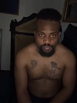 Snapshot of BigCatXLOfficial chatting on 04/21/26, 07:39 BigCatXLOfficial online show from 04/21/26, 07:39