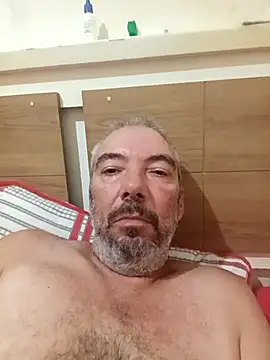 Snapshot of Pausurosempre chatting on 02/04/26, 04:13 Pausurosempre online show from 02/04/26, 04:13