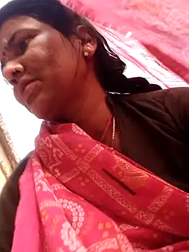 Snapshot of Muskan44s chatting on 05/25/26, 01:00 Muskan44s online show from 05/25/26, 01:00