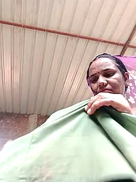 Snapshot of Muskan44s chatting on 07/07/26, 06:47 Muskan44s online show from 07/07/26, 06:47