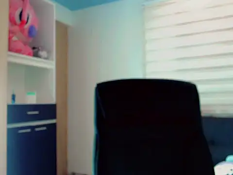 Snapshot of duvisex19 chatting on 03/28/26, 02:11 duvisex19 online show from 03/28/26, 02:11