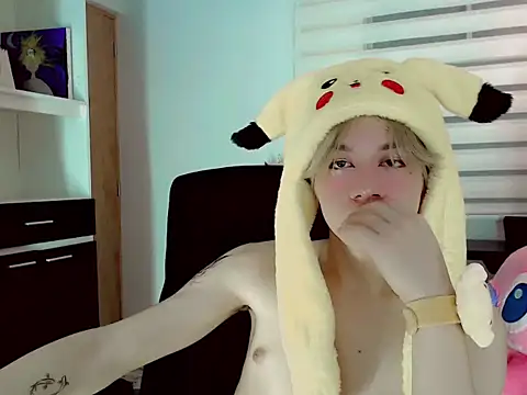 Snapshot of duvisex19 chatting on 04/24/26, 11:07 duvisex19 online show from 04/24/26, 11:07