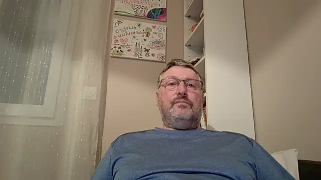 Snapshot of doudou310 chatting on 02/25/26, 05:50 doudou310 online show from 02/25/26, 05:50