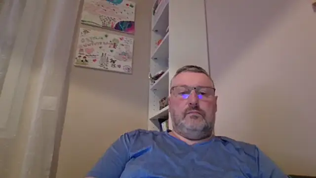 doudou310 online show from 03/04/26, 05:02