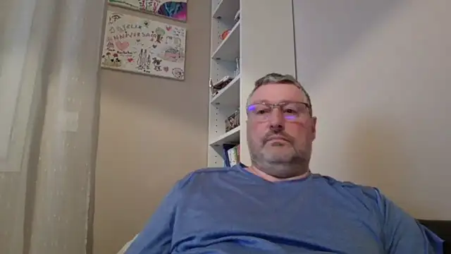 doudou310 online show from 03/30/26, 04:24