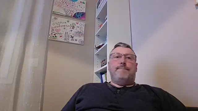 doudou310 online show from 03/31/26, 04:13