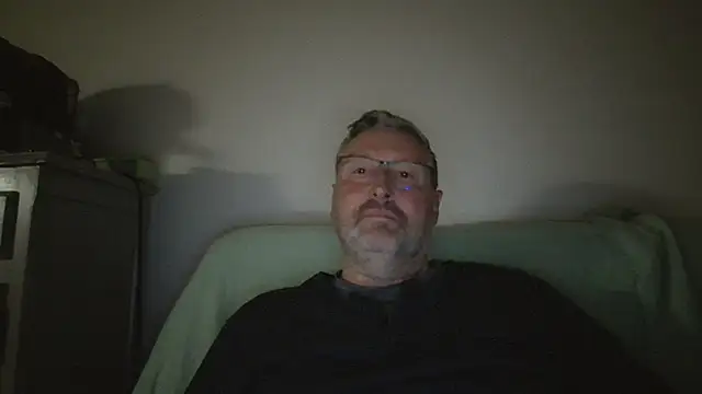 doudou310 online show from 04/07/26, 04:35