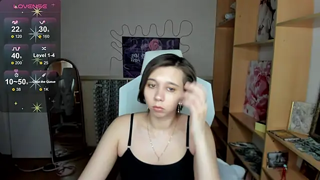 Scarlet Sirenn online show from 02/27/26, 10:04