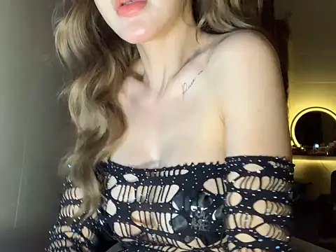 Snapshot of Angela-Angela chatting on 03/07/26, 05:10 Angela-Angela online show from 03/07/26, 05:10