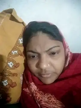 Snapshot of Sakina77 chatting on 02/02/26, 03:27 Sakina77 online show from 02/02/26, 03:27