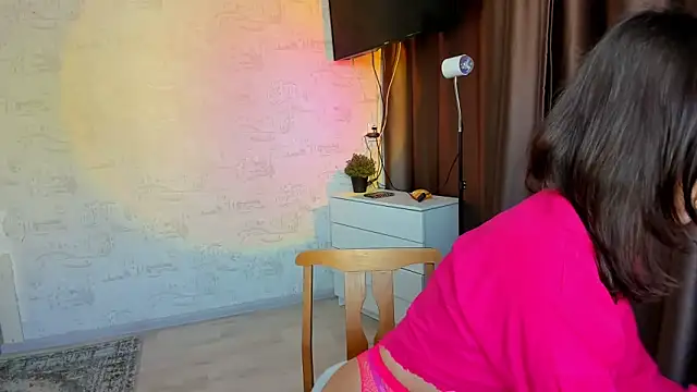 Hey Mia online show from 02/28/26, 06:03