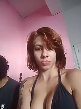 Snapshot of casal_atrevido chatting on 03/18/26, 12:30 casal atrevido online show from 03/18/26, 12:30