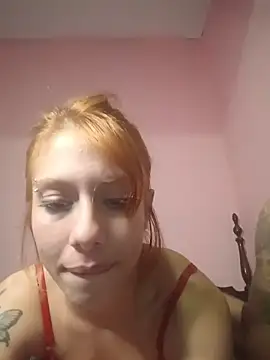 Snapshot of casal_atrevido chatting on 03/28/26, 12:32 casal atrevido online show from 03/28/26, 12:32