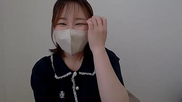 Snapshot of sakura_abc chatting on 04/27/26, 11:03 sakura abc online show from 04/27/26, 11:03