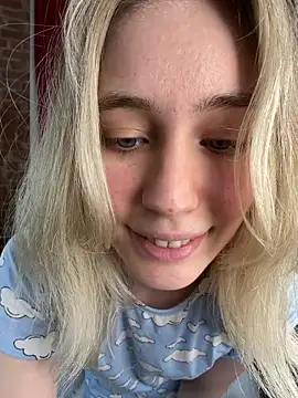 LovelyMiu online show from 02/12/26, 11:27