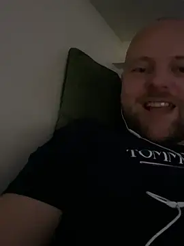 Snapshot of TBM590 chatting on 04/22/26, 10:17 TBM590 online show from 04/22/26, 10:17