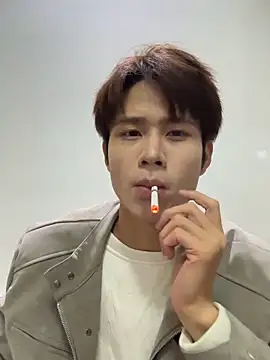 SM 004 online show from 02/02/26, 10:47