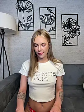 xXKelly bonb0nXx online show from 03/19/26, 08:18