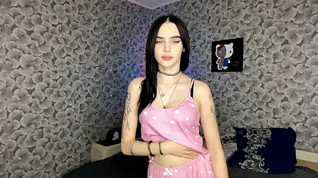 IeshaOsorio online show from 04/03/26, 06:33