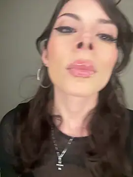 Snapshot of Isalove99 chatting on 03/14/26, 02:33 Isalove99 online show from 03/14/26, 02:33