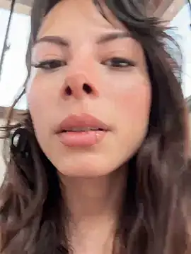 Snapshot of Isalove99 chatting on 04/07/26, 01:22 Isalove99 online show from 04/07/26, 01:22