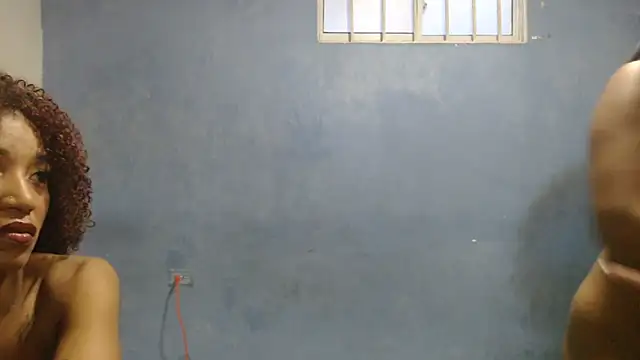 Snapshot of mamacitasxxx chatting on 02/04/26, 07:09 mamacitasxxx online show from 02/04/26, 07:09