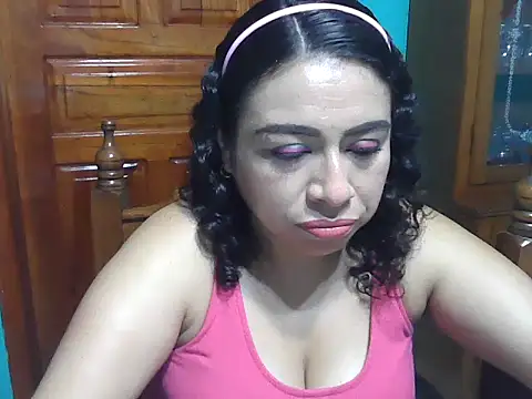 Snapshot of DalilahMx chatting on 06/23/26, 03:10 DalilahMx online show from 06/23/26, 03:10