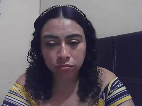 Snapshot of DalilahMx chatting on 07/14/26, 02:05 DalilahMx online show from 07/14/26, 02:05