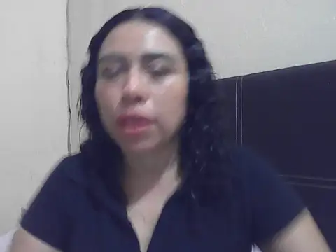 Snapshot of DalilahMx chatting on 07/15/26, 01:11 DalilahMx online show from 07/15/26, 01:11