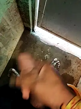 sudip999999 online show from 02/04/26, 07:14