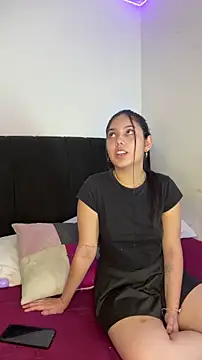 NoahMeganX online show from 04/04/26, 06:22