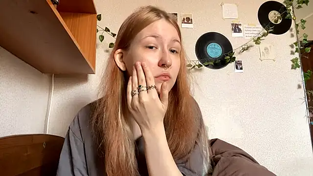 LaureenVielma online show from 03/20/26, 07:24