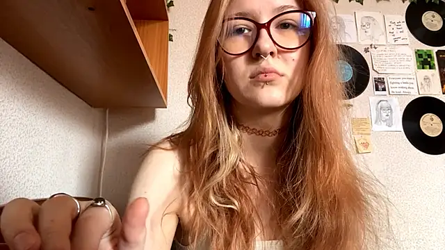 LaureenVielma online show from 04/14/26, 07:25